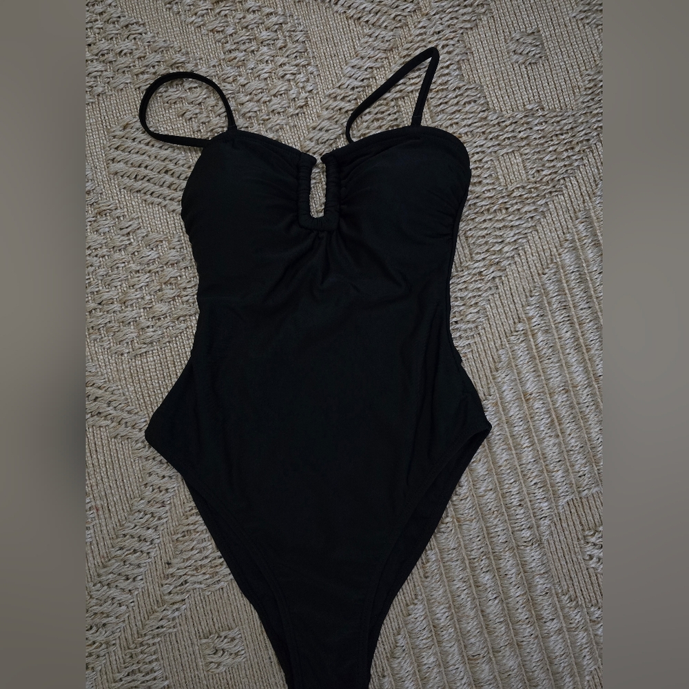 Caroline Constas Black Ruched Keyhole One-Piece Swimsuit - Picture 4 of 7
